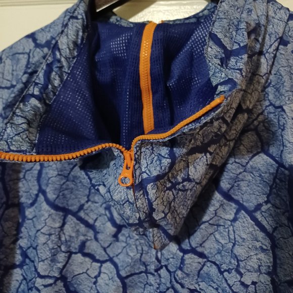 Nike Rain Jacket - Picture 4 of 5